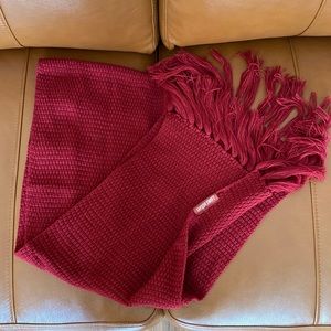 New Taylor Swift Red scarf